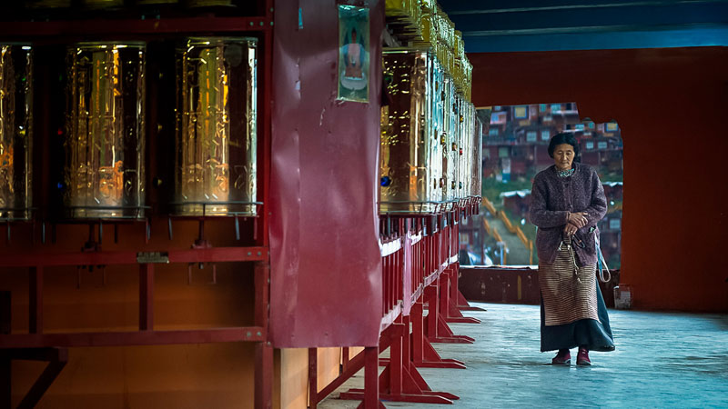 Tibet woman